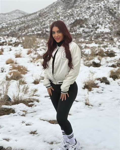 js.oficial10|Jessica Sodi (@js.oficial10) .